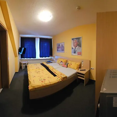 Tropicana Luneburger Hof Hotel *